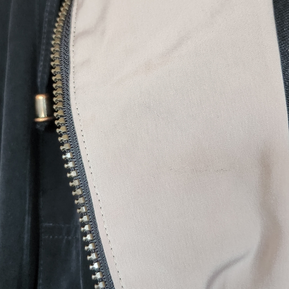 Black Hooded Jacket with Cream Lining - Picture 3 of 7